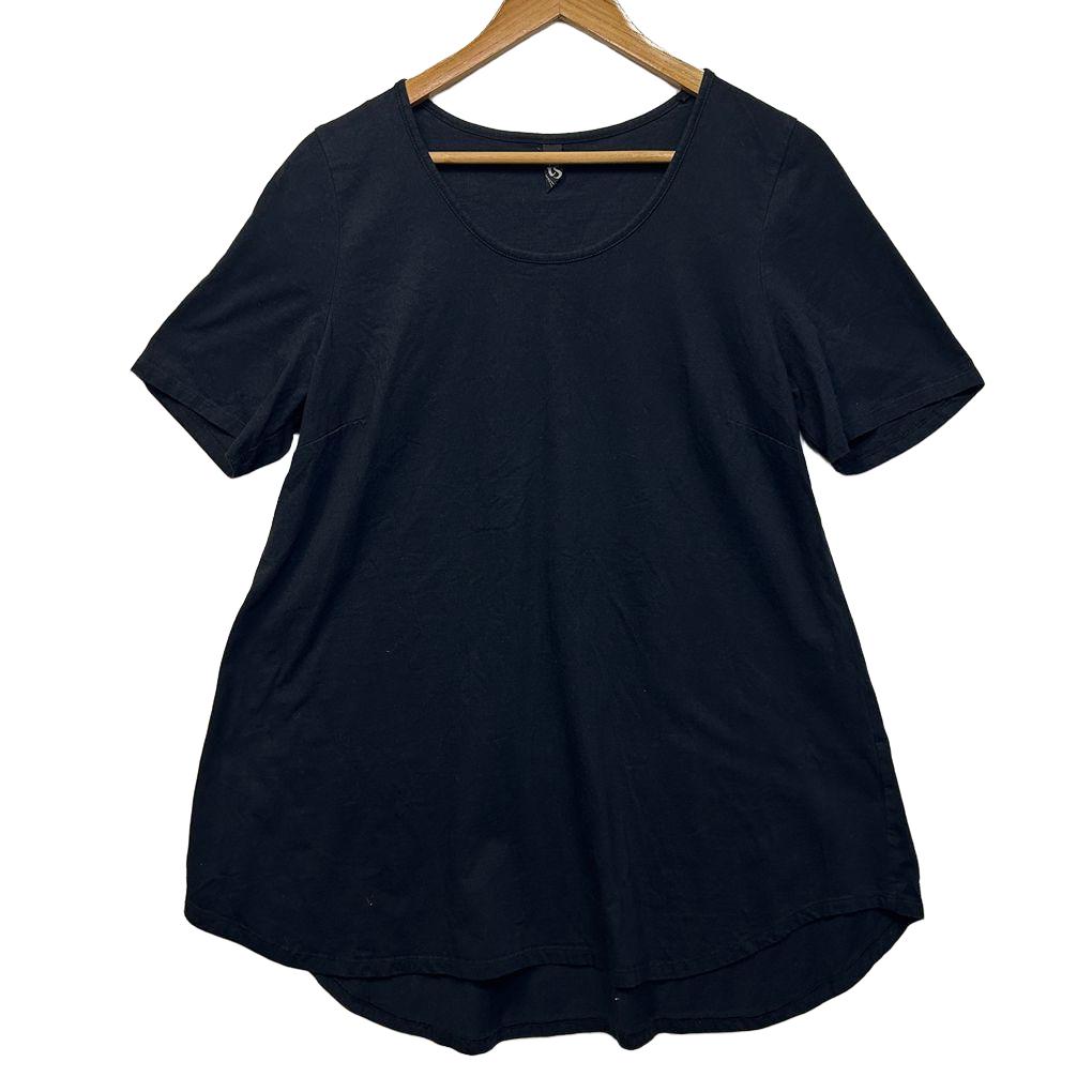 Taking Shape Black Tunic Casual Top - Size 16