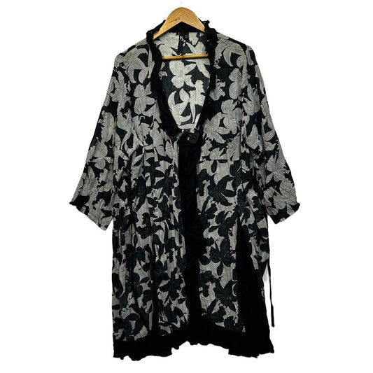 Taking Shape Black and White Kimono Jacket - Size 18