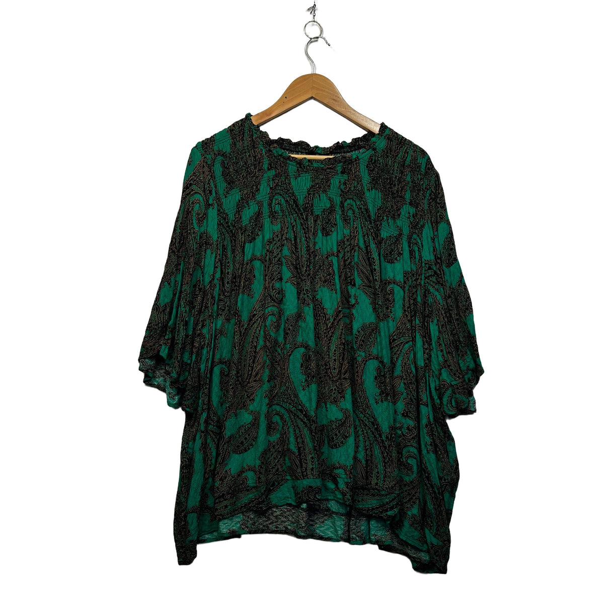 Taking Shape Green Paisley Top - Size 18/20