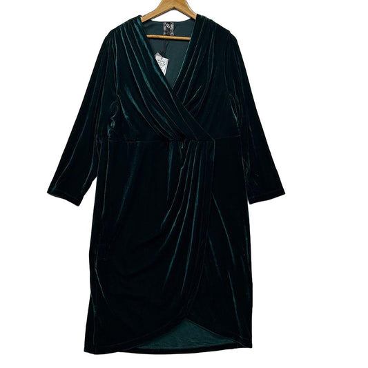 Taking Shape Green Plus Size Velvet Dress - Size 18