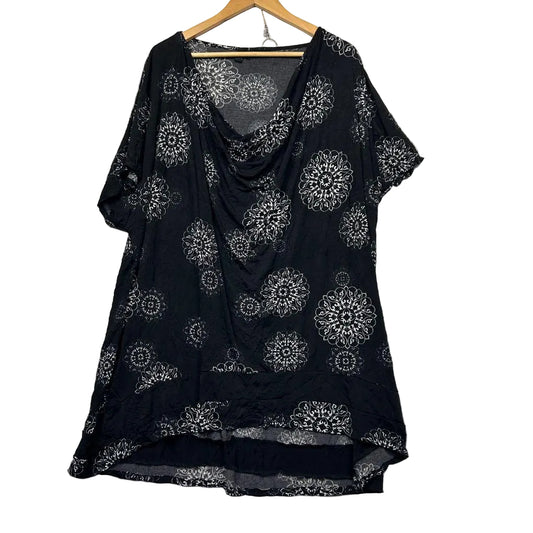 Taking Shape Black Tunic Top - Size 22/XL