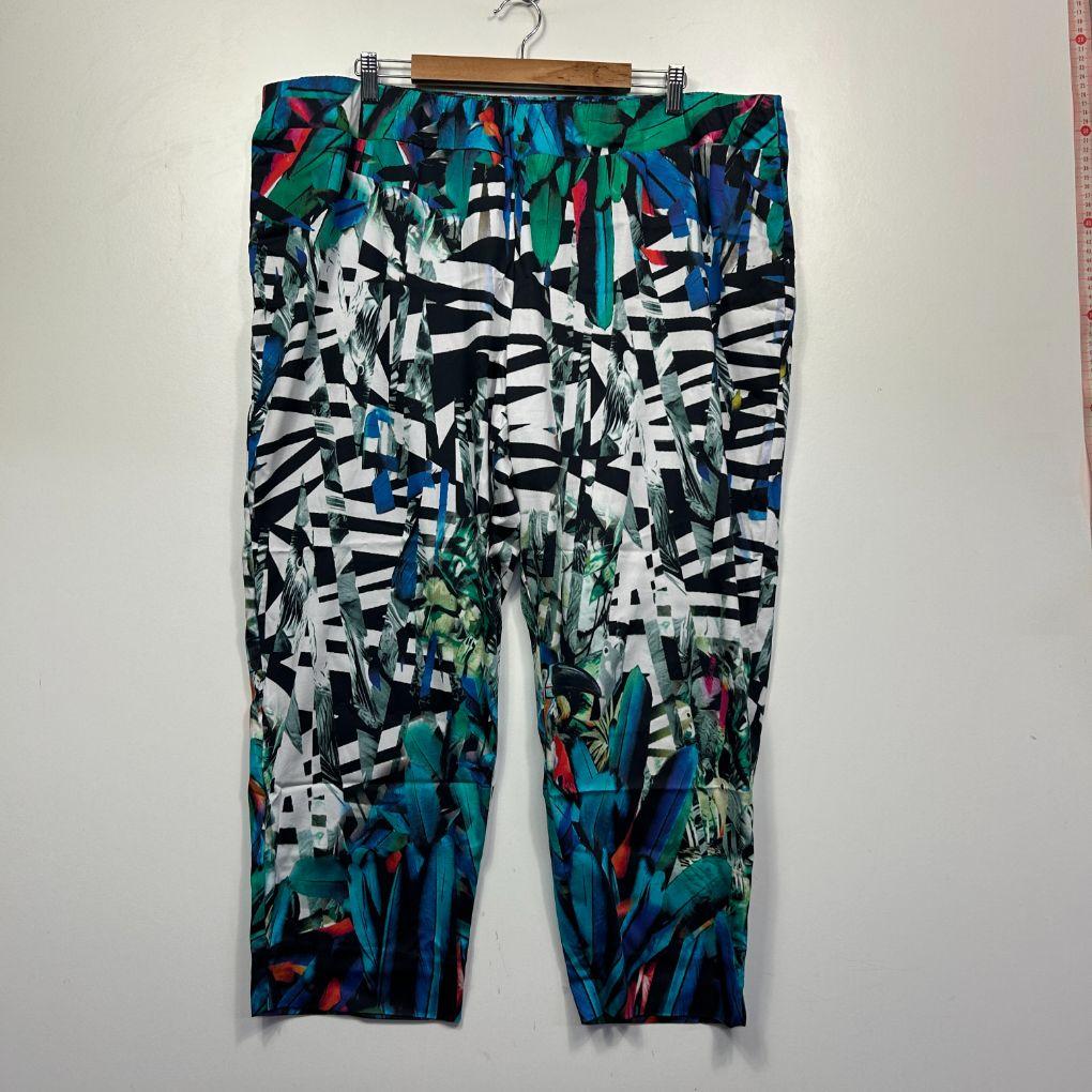 Taking Shape Multicolour Cotton Tropical Print Cropped Pants - Size 22