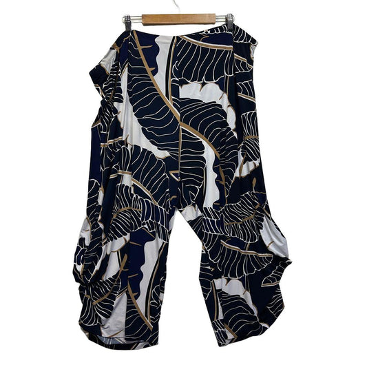 Taking Shape Navy Leaf Print Pants - Size 24