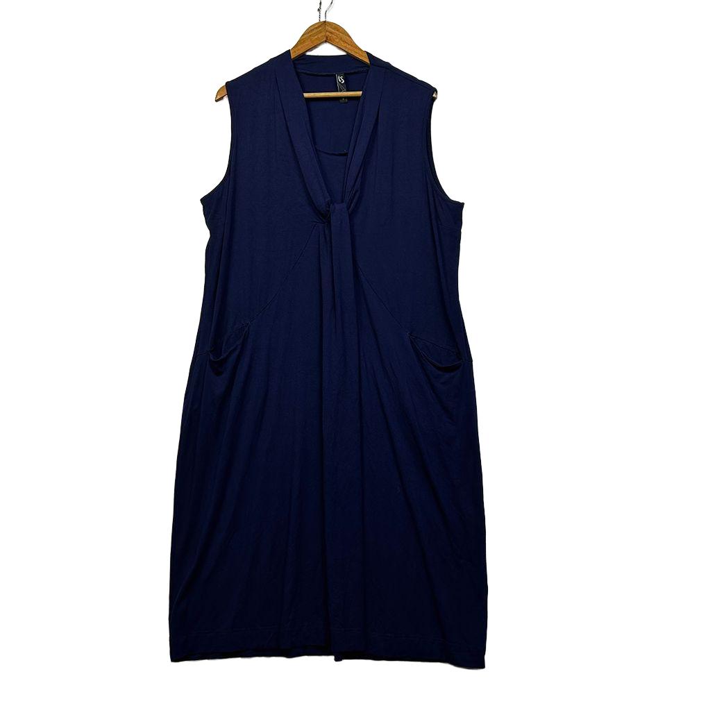 Taking Shape Navy Sleeveless Dress - Size L