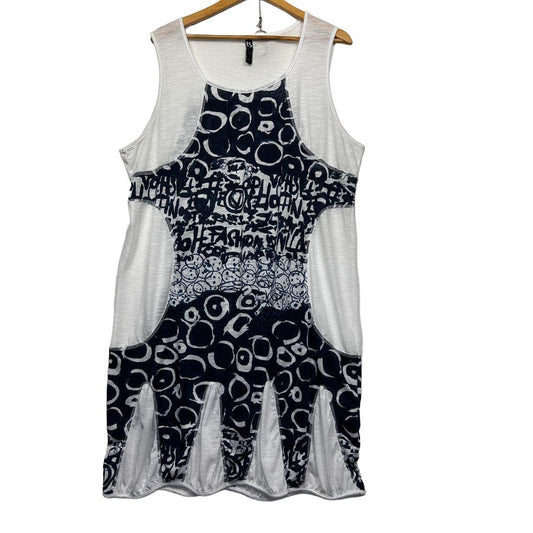 Taking Shape Navy and White Print Top - Size 20/L