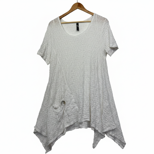 Taking Shape White Textured Tunic Top - Size 12/14