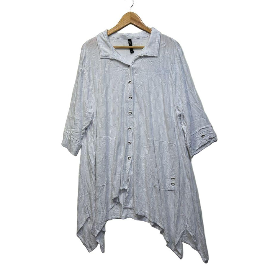 Taking Shape White Tunic Top - Size 20