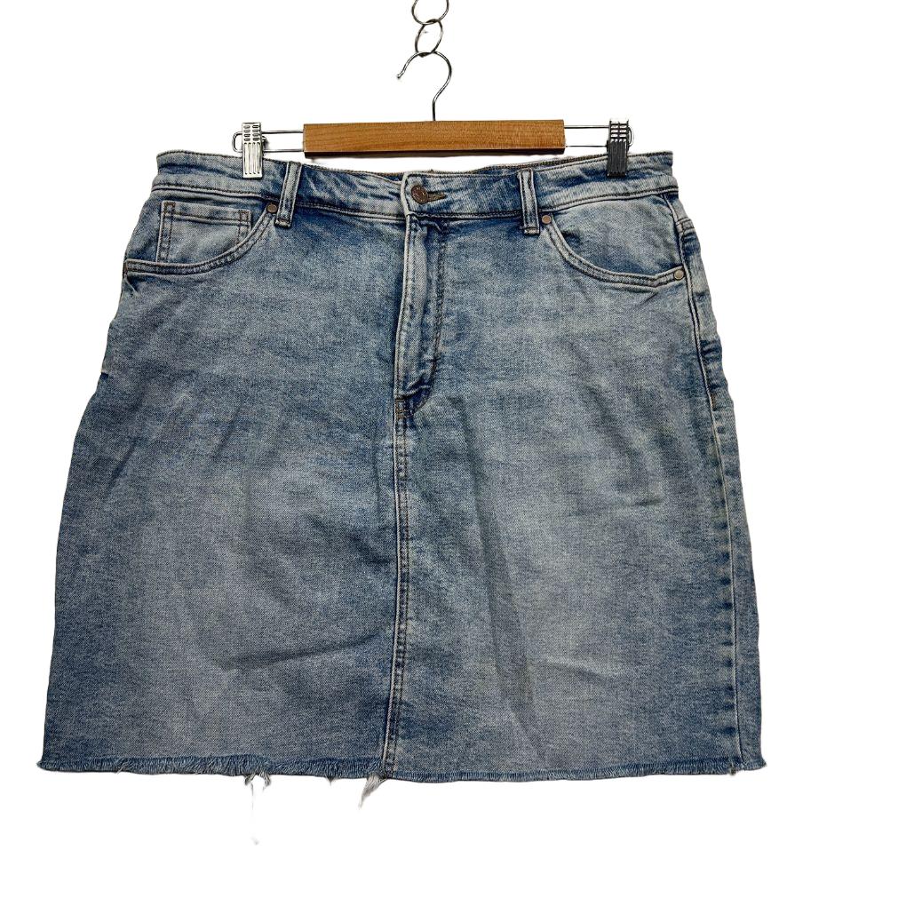 Target Plus Size Denim Skirt - Size 18