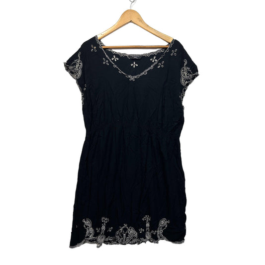 Vintage Expression Embroidered Black Boho Dress - Size 22
