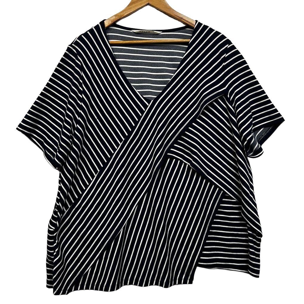 Virtuelle Navy Striped Top - Size 22/XL