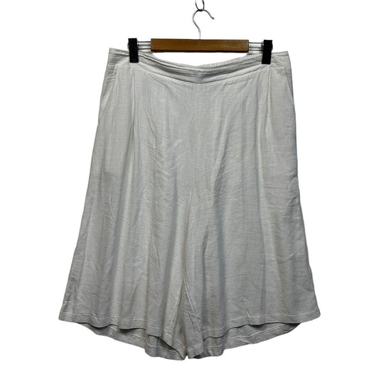 Willow Tree White Linen Cropped Shorts - Size 16