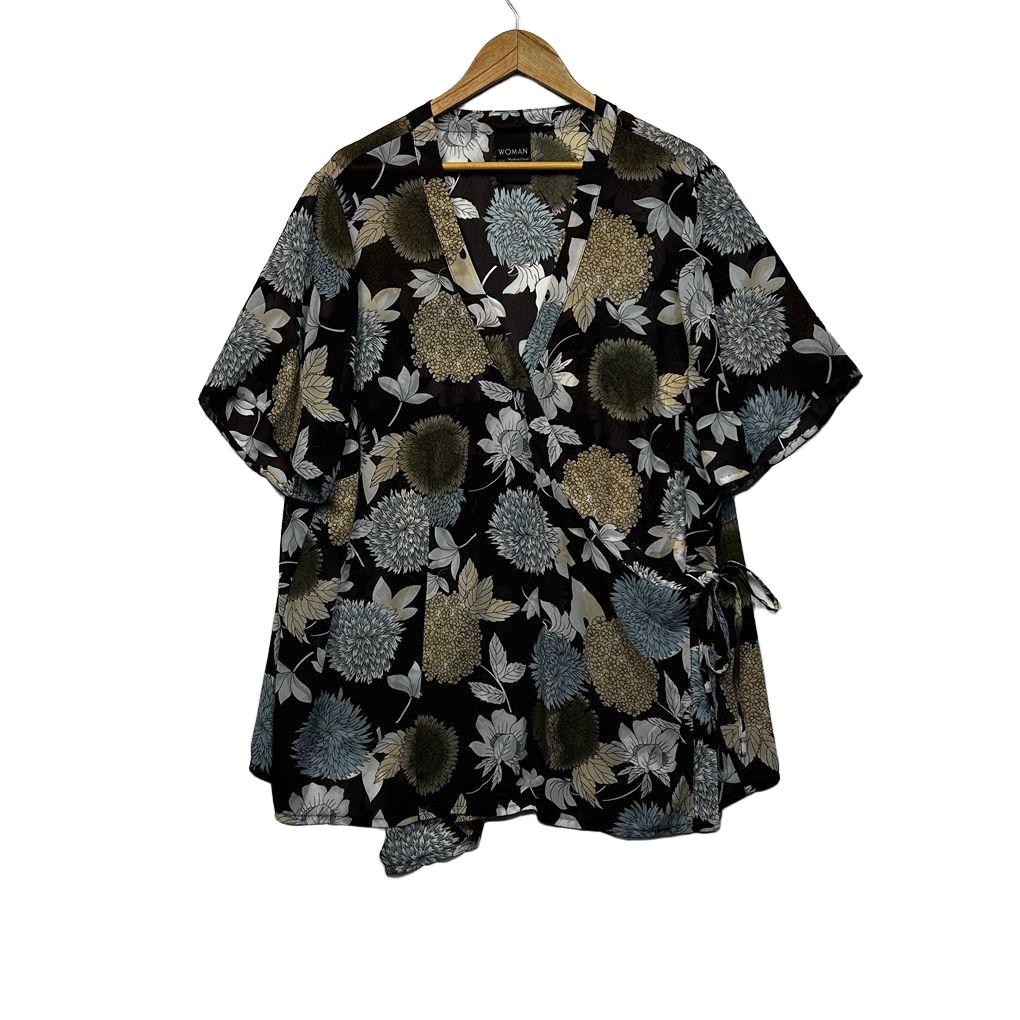 Woman Brown Plus Size Top - Size 26