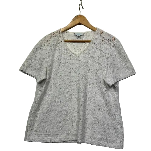 Wombat White Plus Size Lace V-Neck Top - Size 3XL