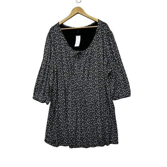 Yours Black Plus Size Floral Tunic Top - Size 30-32