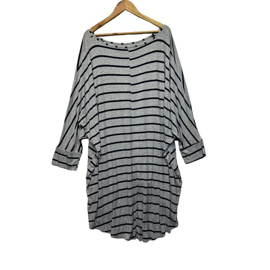 Yours Grey Striped Top - Size 30-32 (fault- hole)