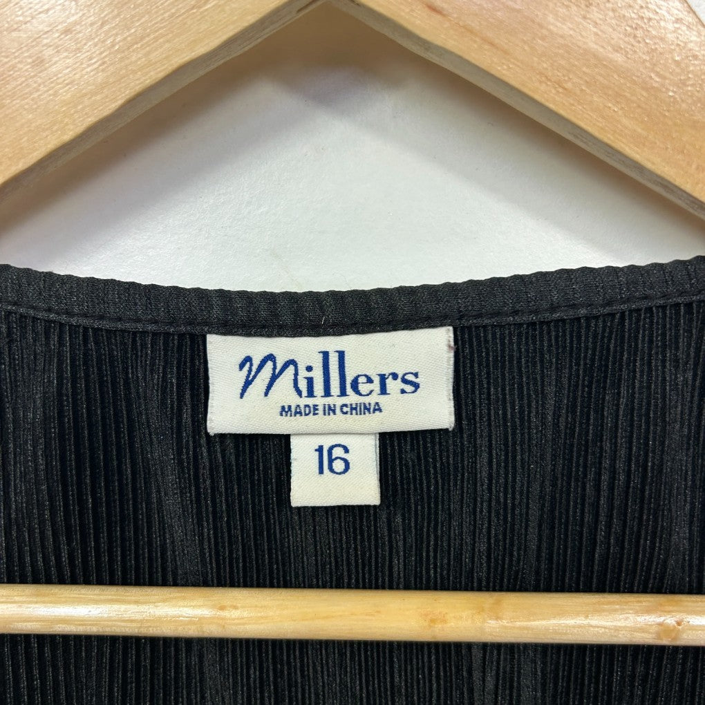 Black ribbed top label detail view