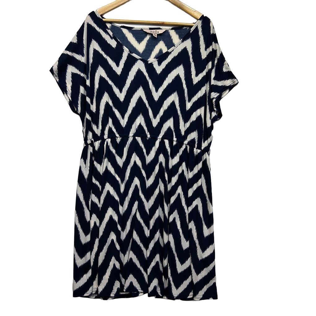 Avella Navy and White Dress - Size 26