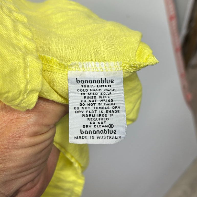 Yellow jacket label detail view