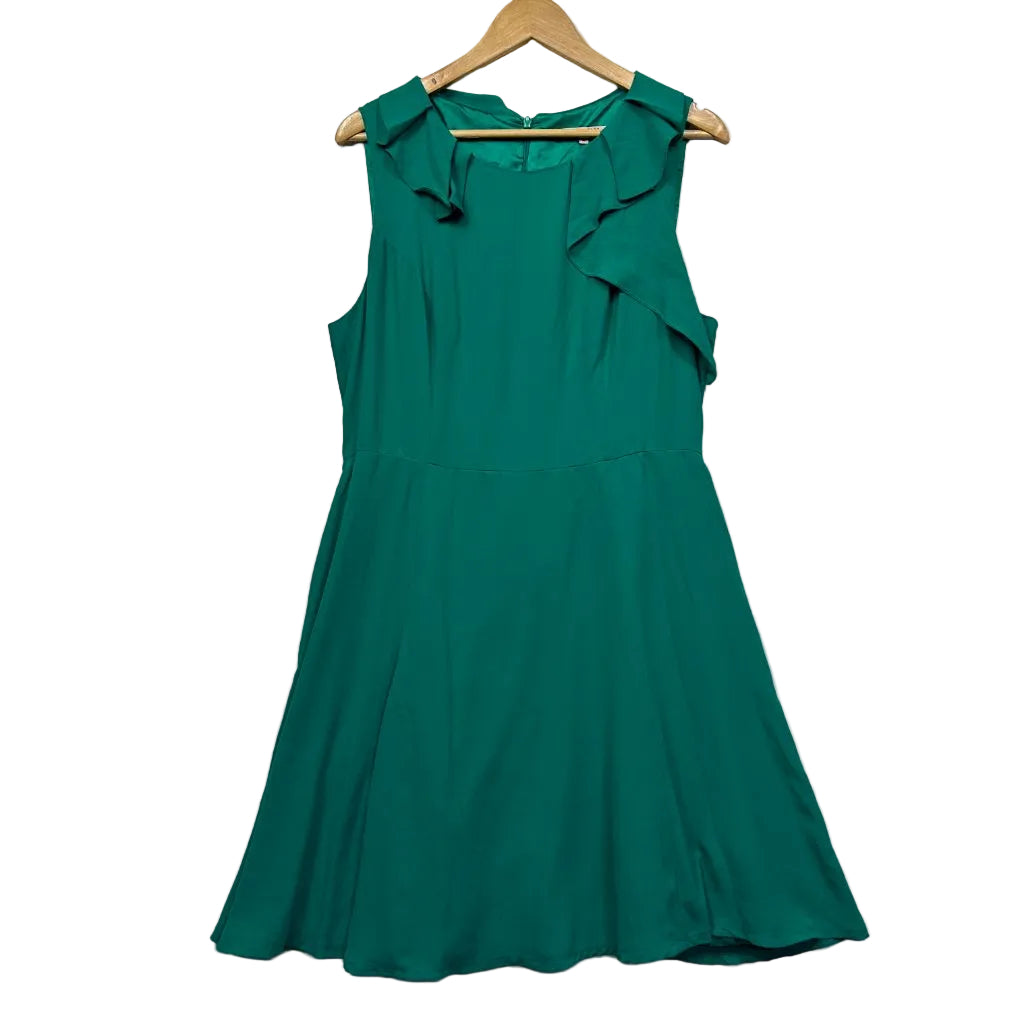 Review Green Sleeveless Dress - Size 16