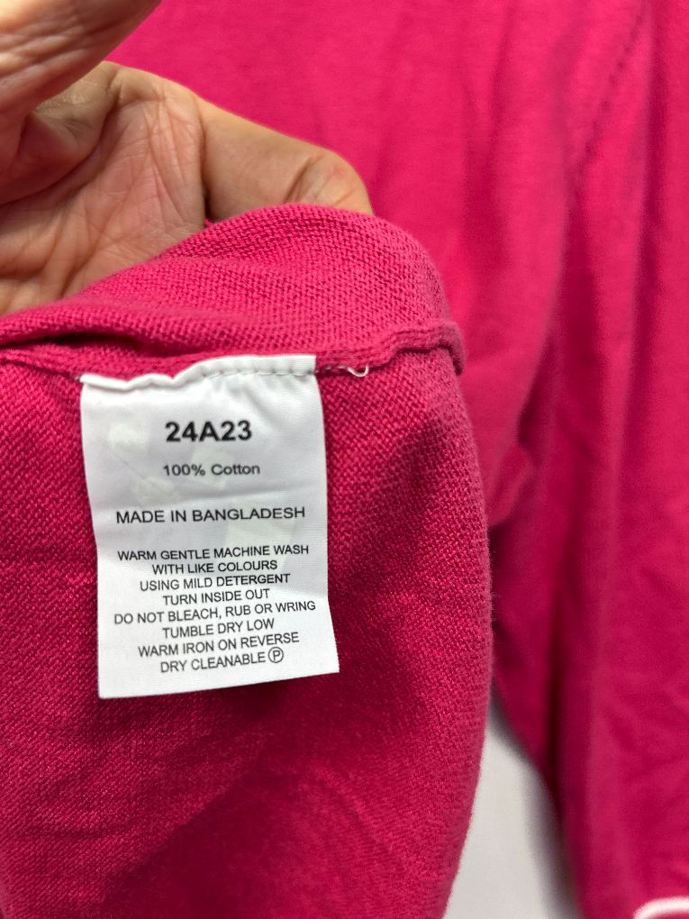 Pink cotton top label detail view