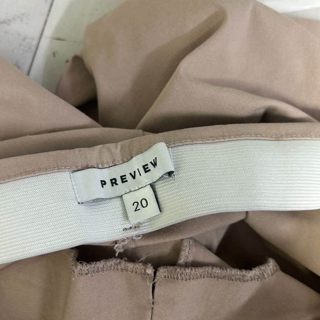 Beige jacket label detail view