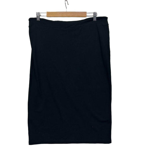 Black skirt front view