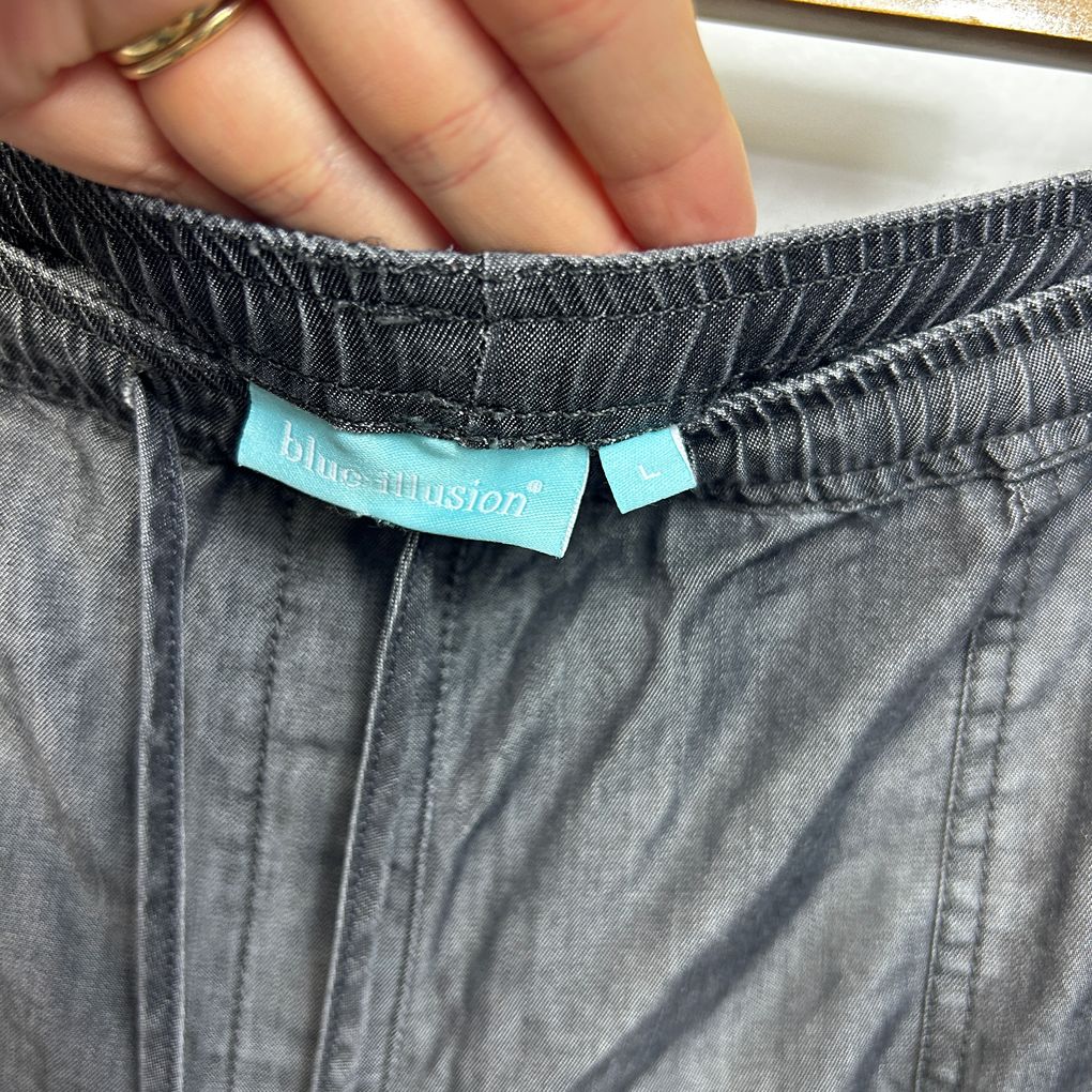 Blue Illusion Charcoal Cotton Pants - Size L