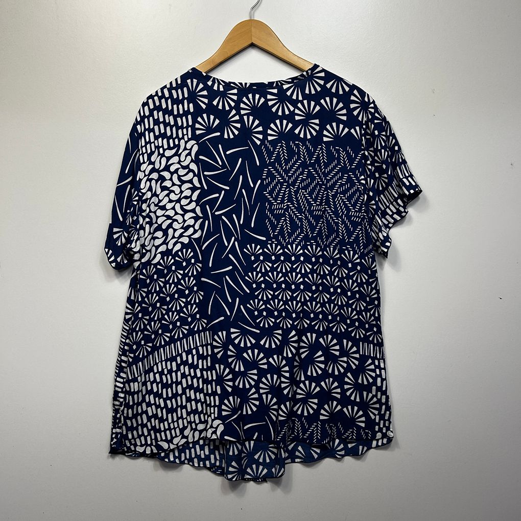 Mojito Navy Print Top - Size XXL