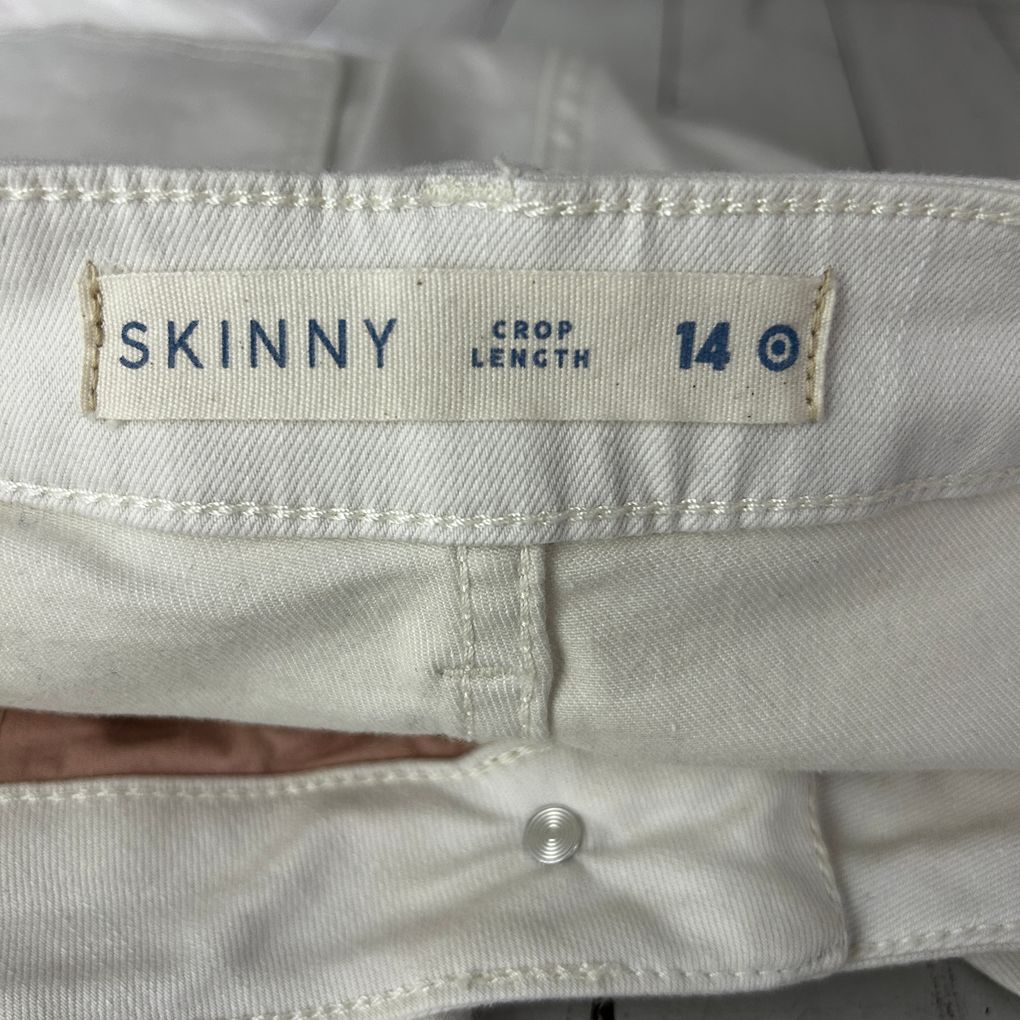 Target White Skinny Crop Jeans - Size 14