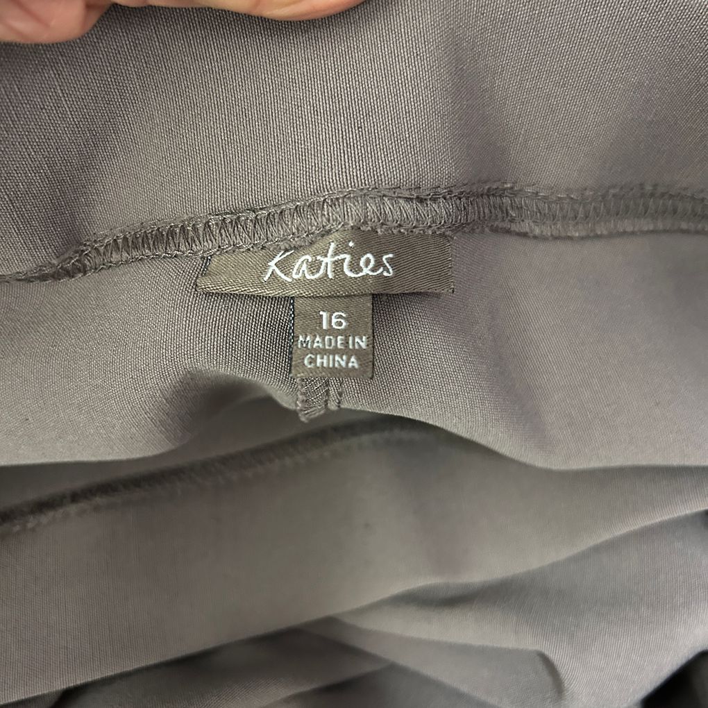 Katies Taupe Crop Pants - Size 16