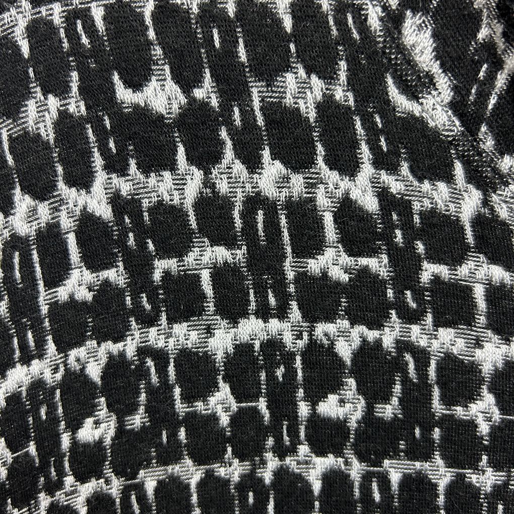 Taking Shape Black and White Tunic Top - Size 18/M
