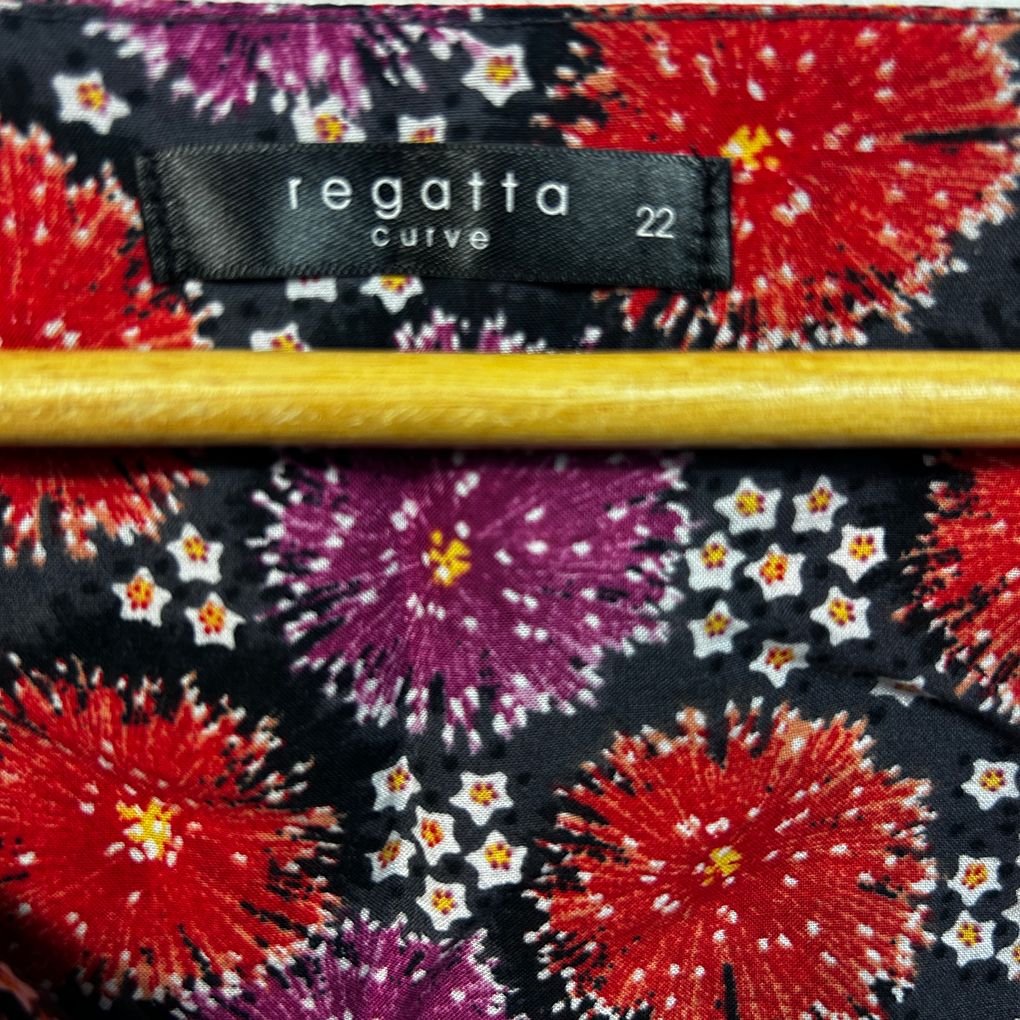 Regatta Black Floral Cotton Top - Size 22