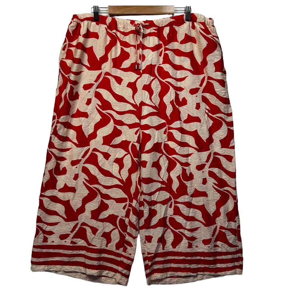 Suzanne Grae Red Leaf Print Wide Leg Cropped Pants - Size 2XL