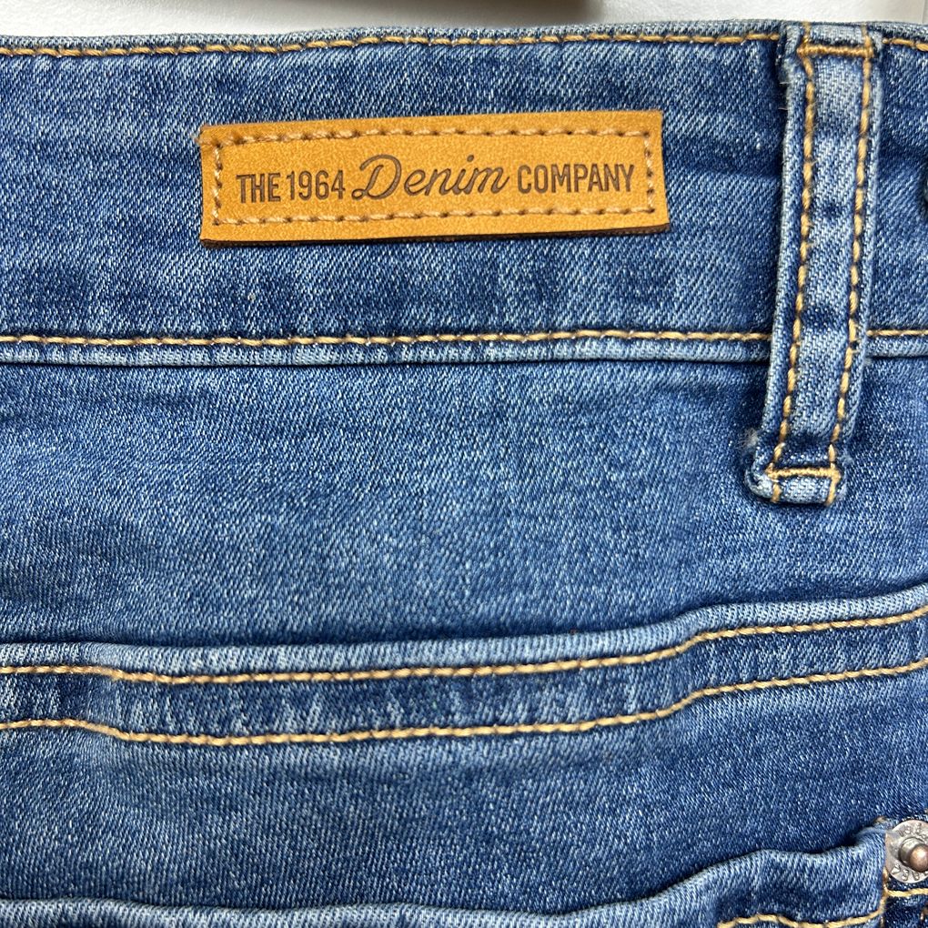 The 1964 Denim Company Blue Gracie Girlfriend Jeans - Size 14