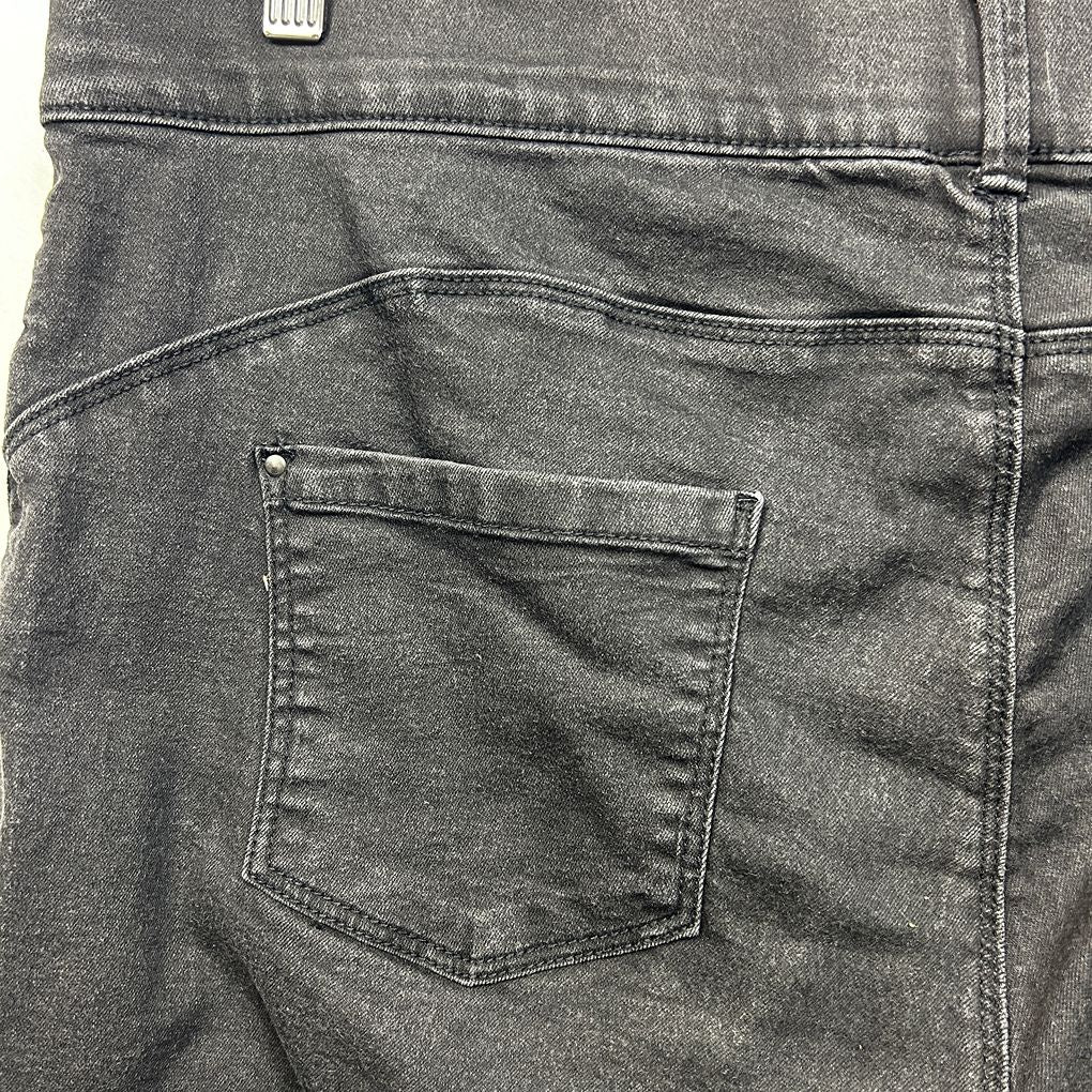 Katies Washed Black Pull On Jeans - Size 18
