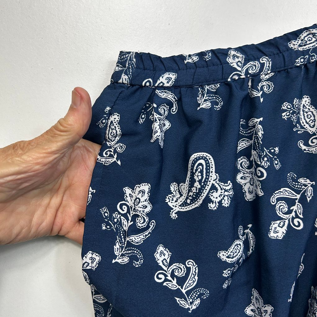 First Lady Fashion Navy Paisley Skirt - Size 26/28