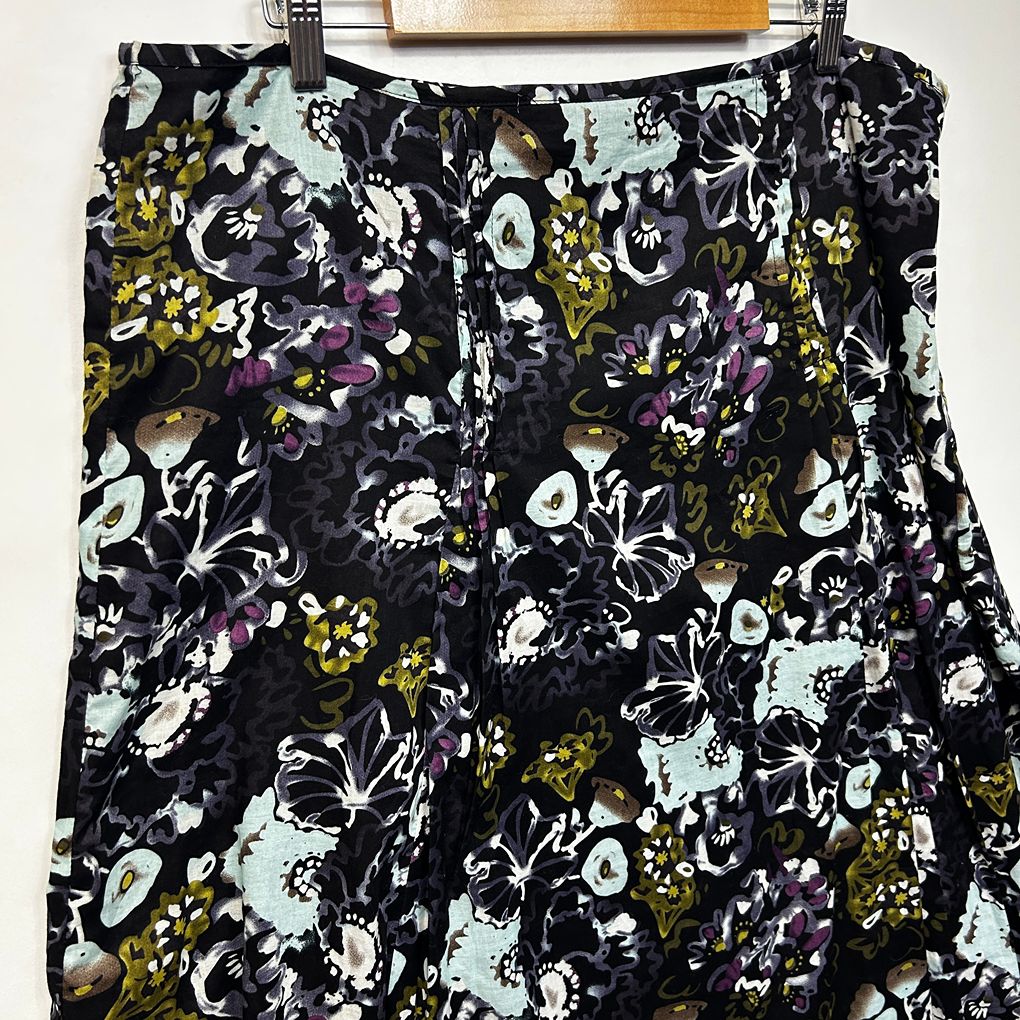 Wombat Black Plus Size Cotton Skirt - Size 20
