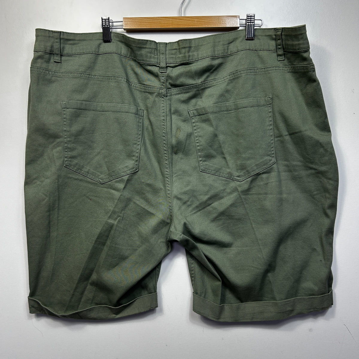 Avella Khaki Plus Size Cotton Shorts - Size 26