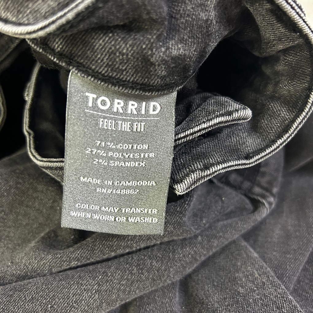 Torrid Black Skinny Ankle Length Denim Jeans - Size 16