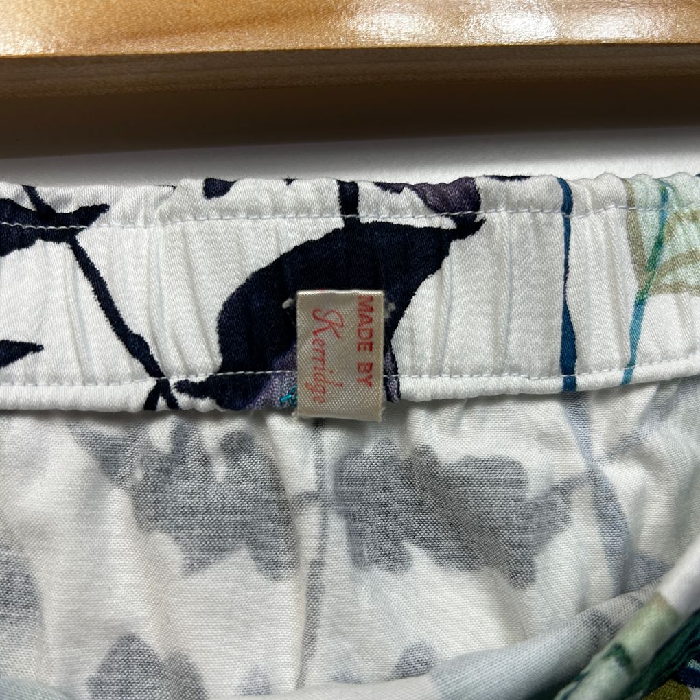 Homemade White Floral Skirt - Size 16/18?