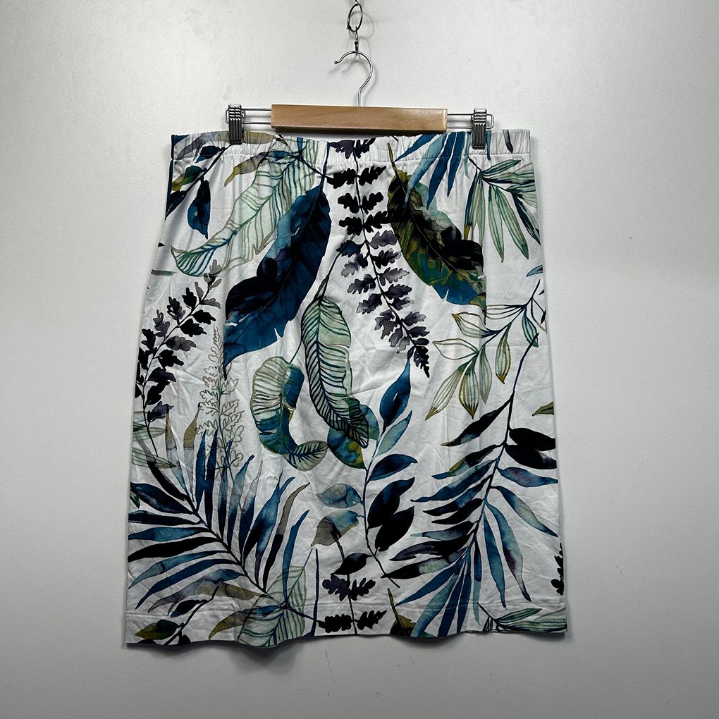Homemade White Floral Skirt - Size 16/18?