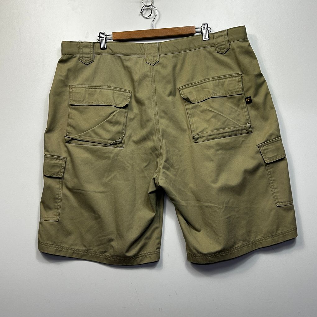 CAT Khaki Cotton Workwear Mens Cargo Shorts - Size 44