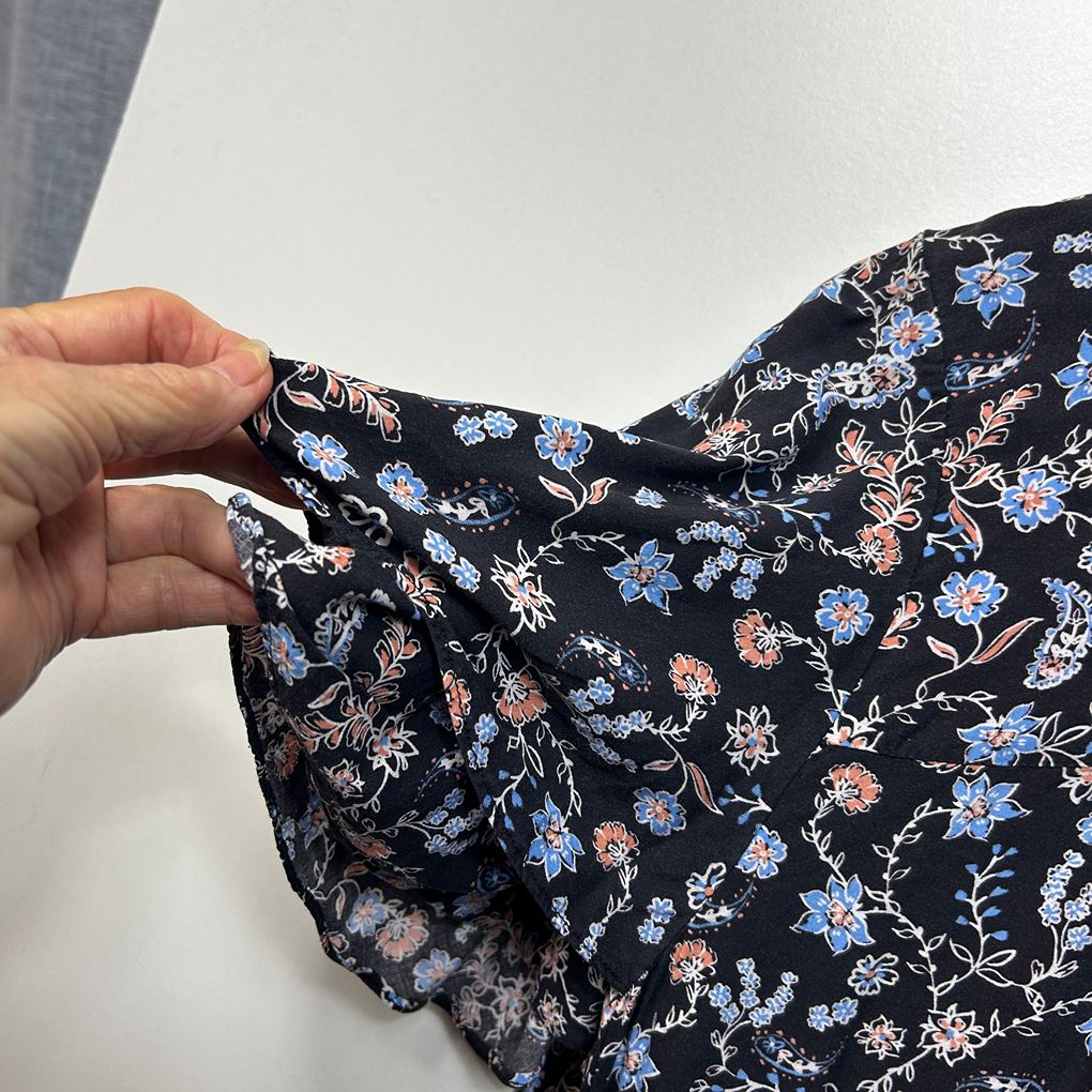 Sussan Navy Floral Top - Size 18