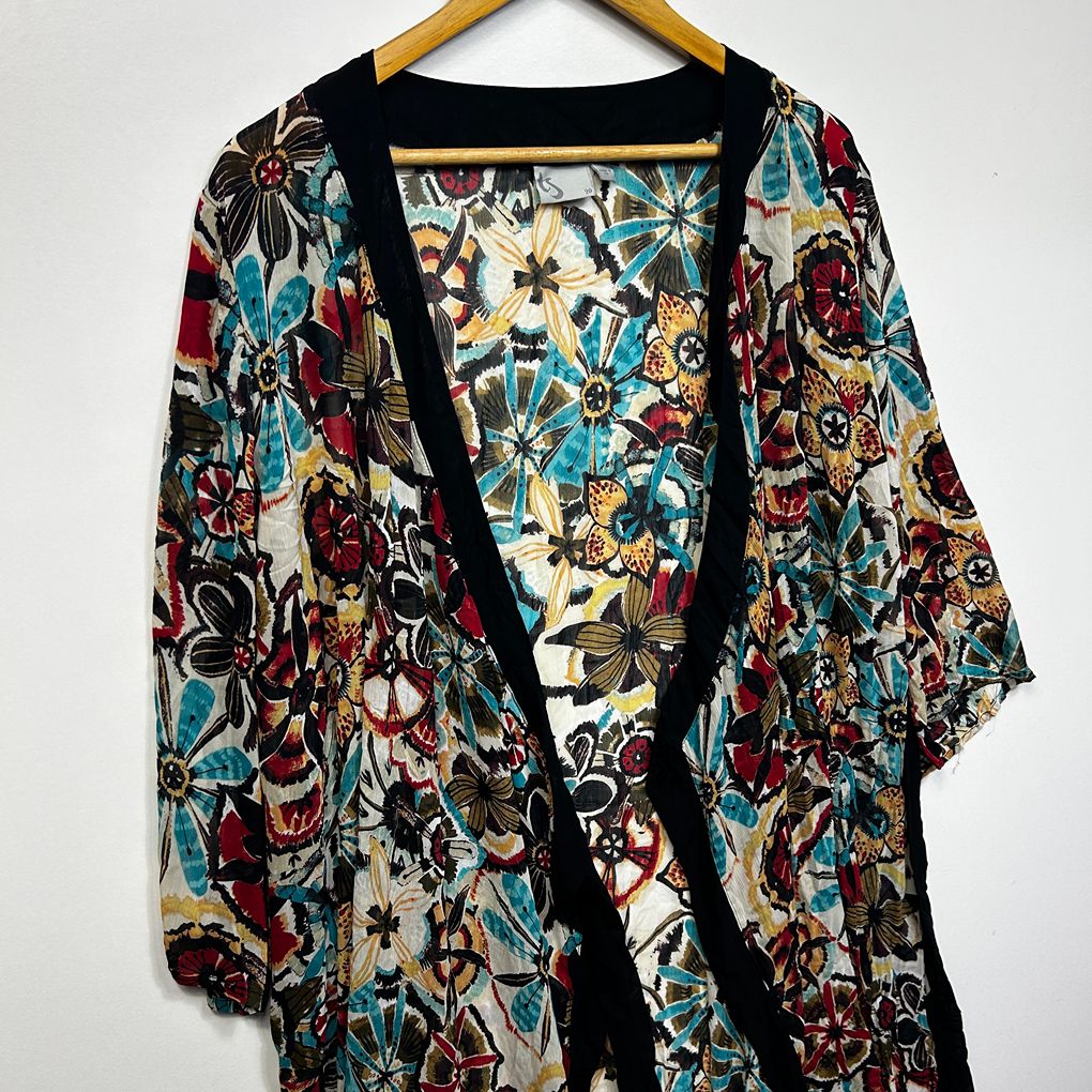 Taking Shape Multicoloured Plus Size Kimono - Size 20