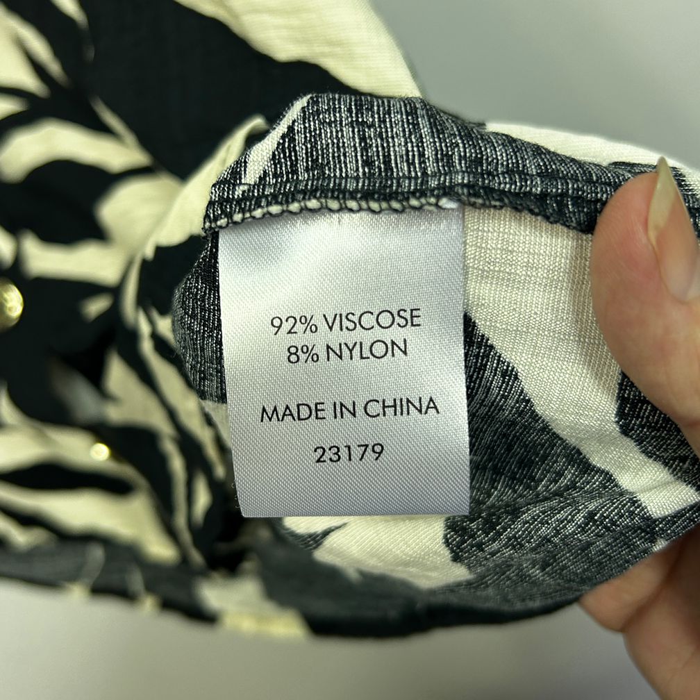 Suzanne Grae Black Leaf Print Top - Size 14
