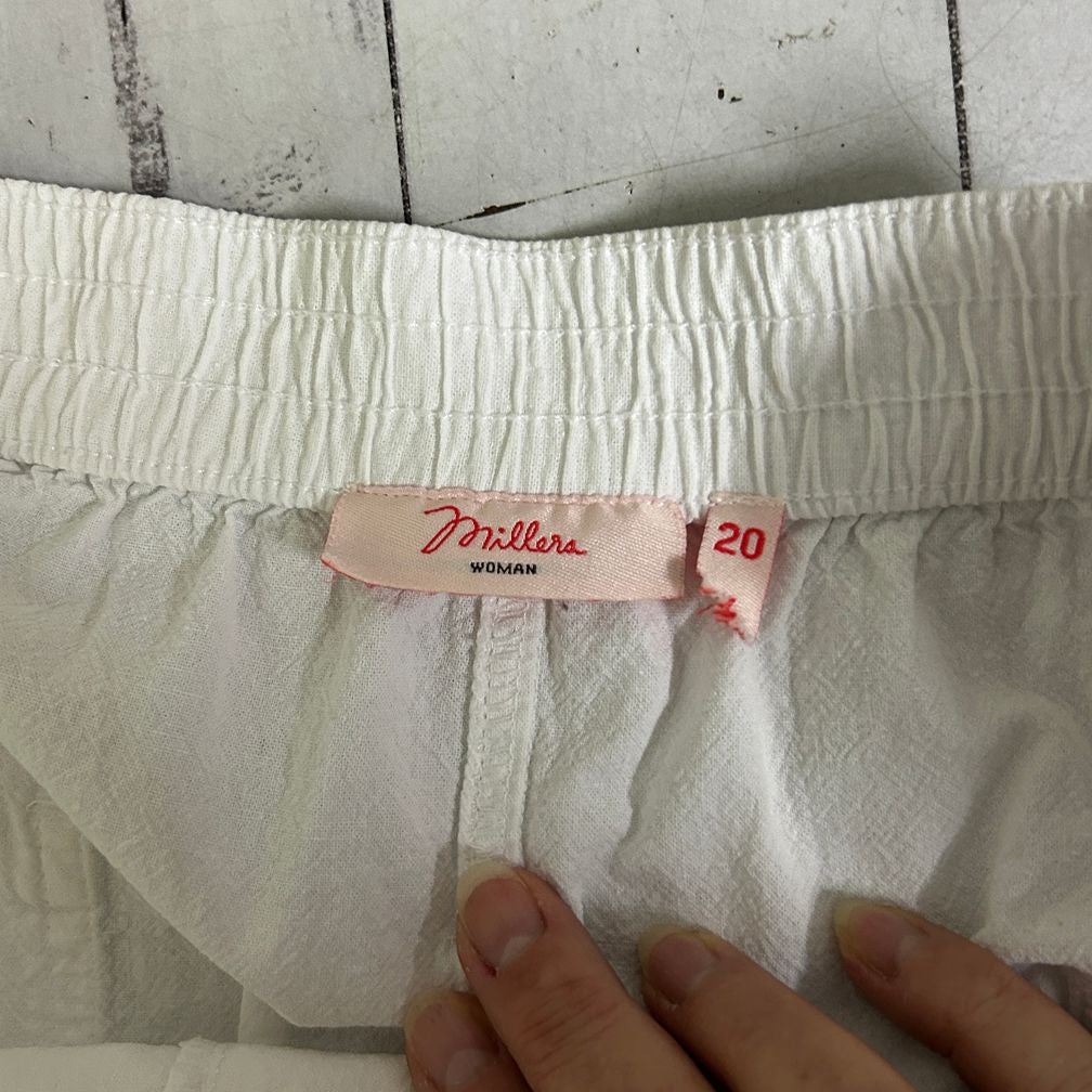 Millers White Plus Size Cotton Cropped Pants - Size 20