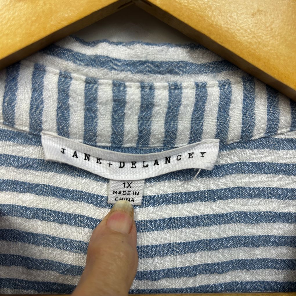 Jane + Delancey Blue Striped Shirt - Size 1X