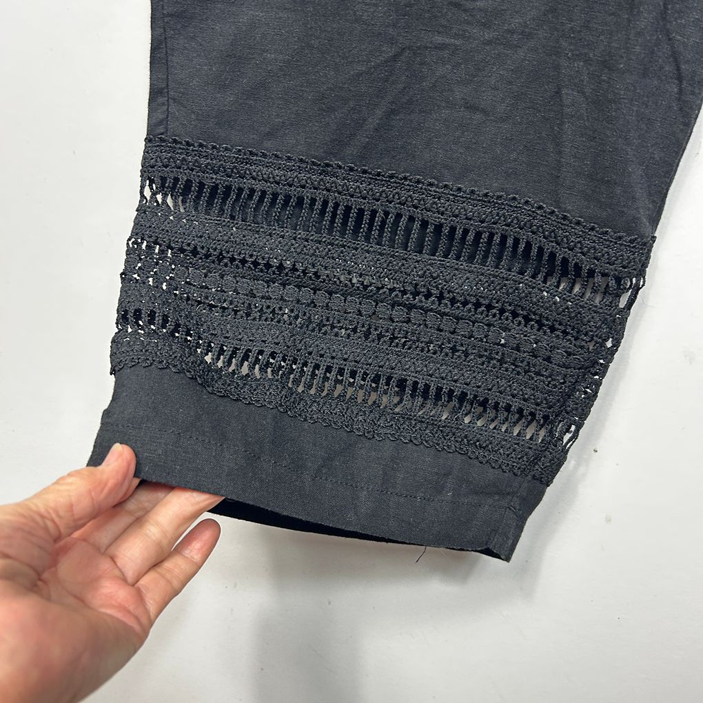 Katies Black Linen Crop Pants - Size 18