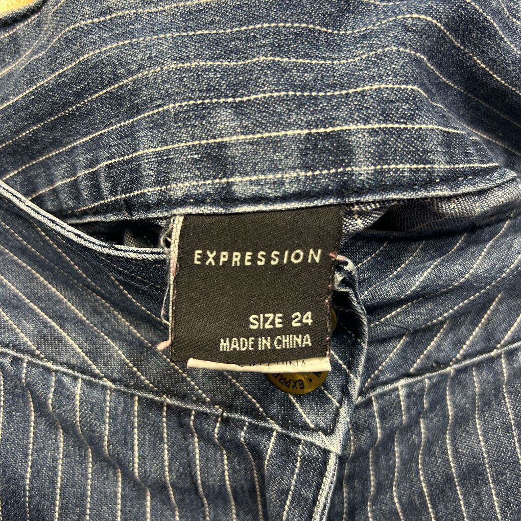 Expression Blue Plus Size Striped Denim Shorts - Size 24 (Fault - mark)
