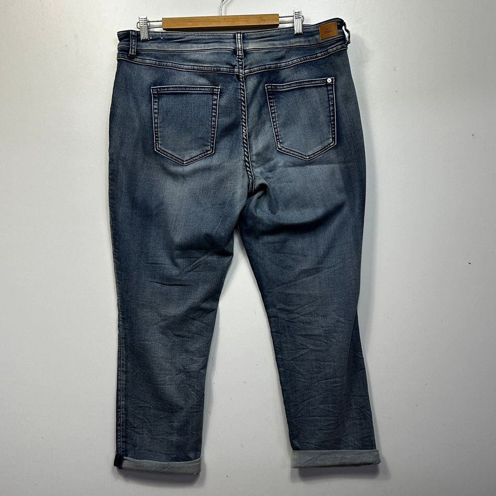 Just Jeans Blue Amaze Knit Mid Rise Boyfriend Jeans - Size 16